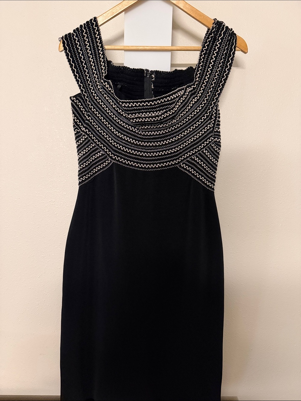 Black Vintage Dress B16